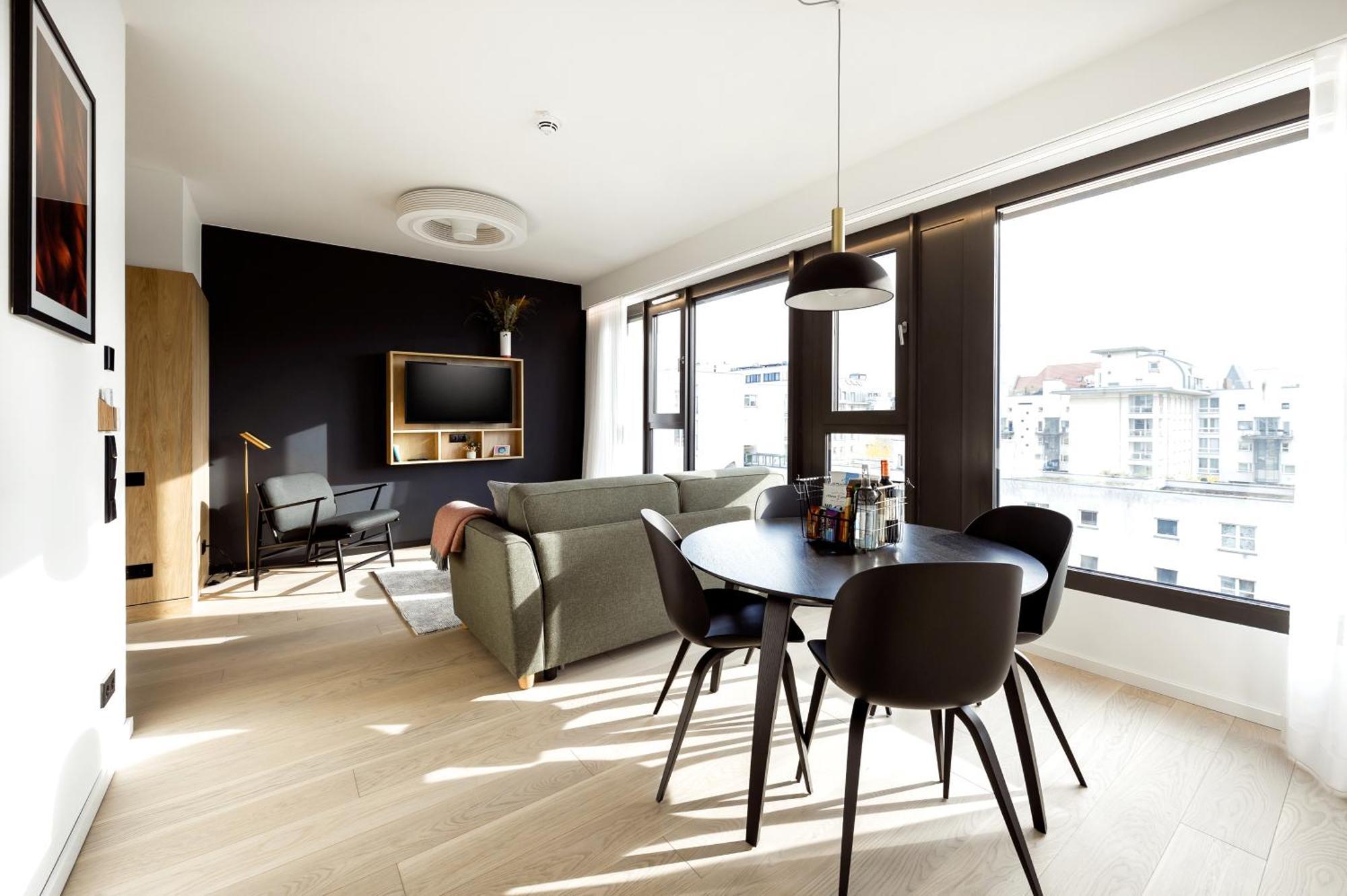 Wilde Berlin, Checkpoint Charlie 4* Berlino